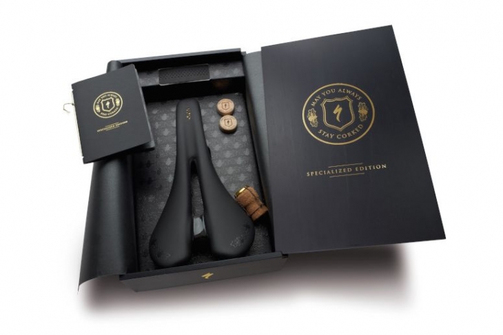 「May you always stay corked=コルクの加護あらんことを」とのレターが添えられている