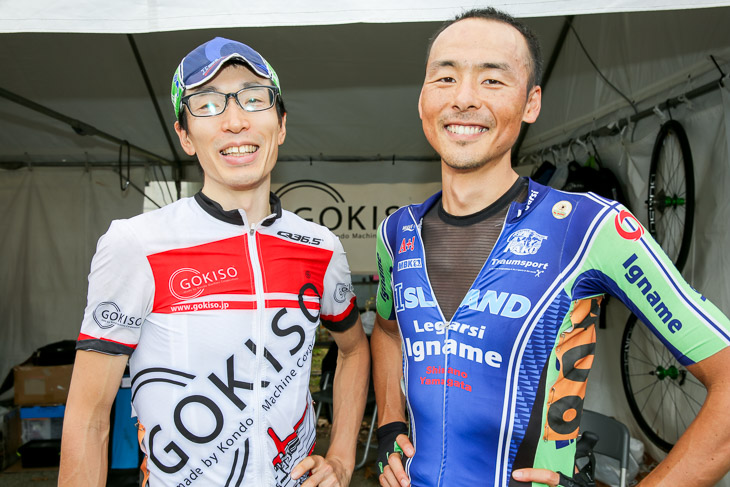 レースを動かした高岡亮寛(イナーメ・信濃山形) と森本誠(イナーメ・信濃山形)