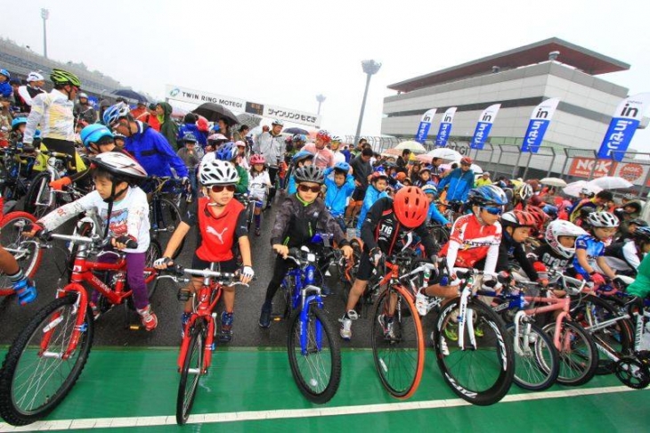 もてぎ7時間エンデューロはキッズレースで幕開け!大人顔負けの本格派も多い
