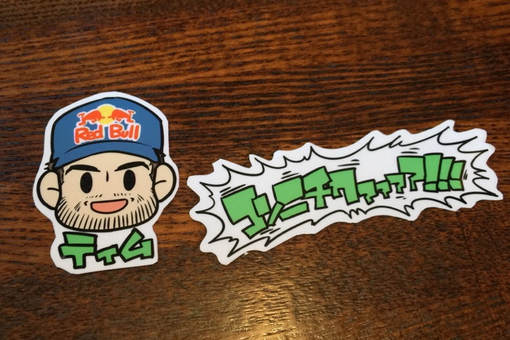 『kogawatcr』さんがティムに渡した自作ステッカー。「この場を借りて、もういちど、ありがとう!」とティム