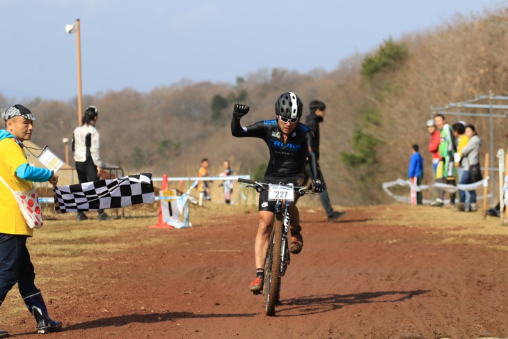 チャレンジ男子は岩波 信二(CROSS信州)が優勝