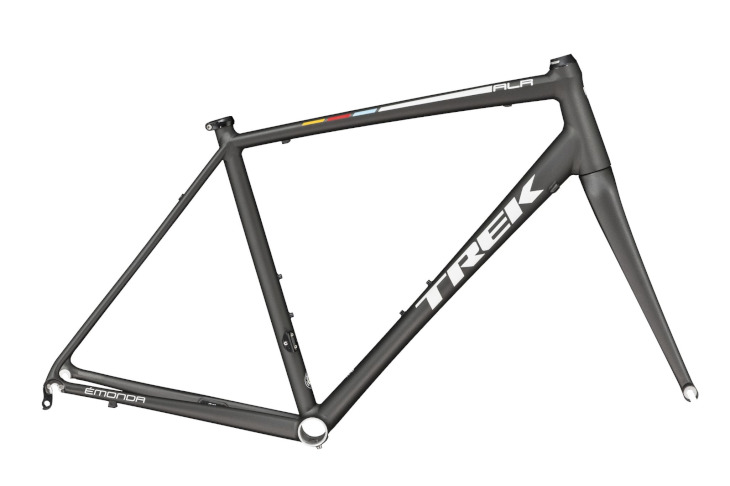 フレームセットでの販売も行われる(カラーはMatte Dnister Black)