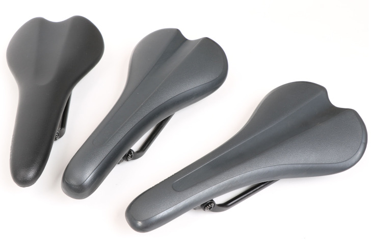 ベーシックモデルとなる(左から)FORSAGE、TRIAN ENDURO、TRIAN