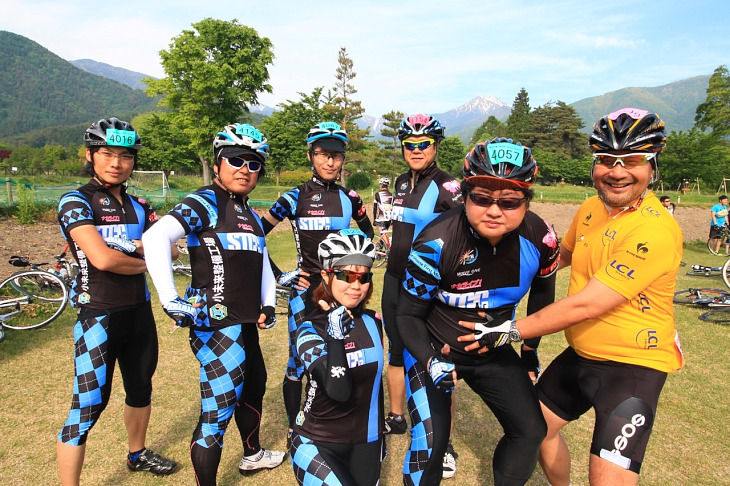 「イイ腹してんな~!」町田市の南多摩自転車部の皆さん。