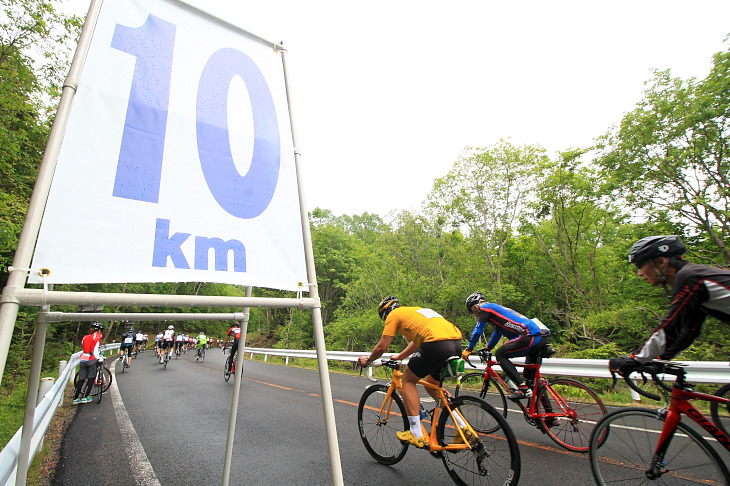 やっと10km地点をクリア。まだまだ先は長いですよ?