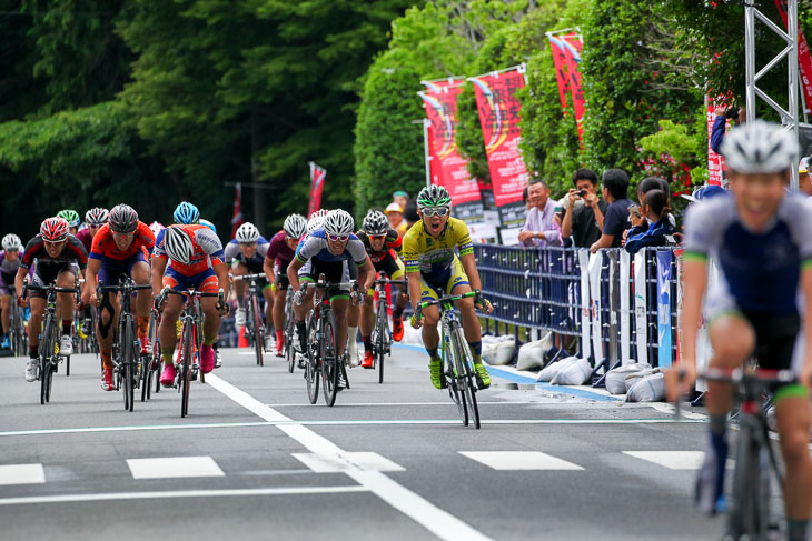 U23 黒枝咲哉(鹿屋体育大)が4秒差2位に