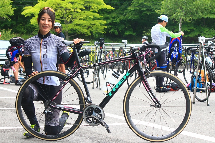 日向涼子さん トレック ドマーネ6