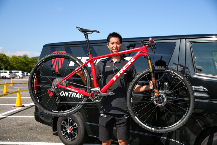 ナショナルタイトルを取り戻した山本幸平(トレックファクトリーレーシング)も顔を出した