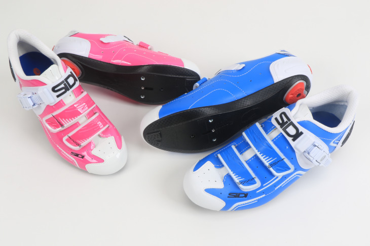 シディ LEVEL(右Bule/White)、LEVEL WOMAN(左Fuxia/White)