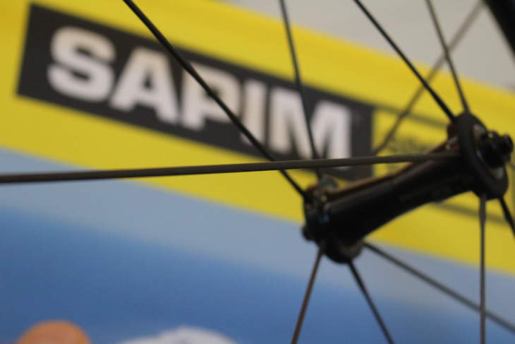 サピムが発表したカーボンスポークCX-Carbon