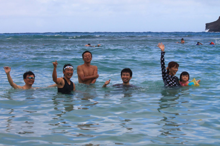 ハワイに来たら海でしょ!といわんばかりに満喫している