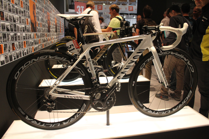 ナイロ・キンタナ(モビスター)がツール最終ステージで駆ったマイヨブランカラーのULTIMATE CF SLX