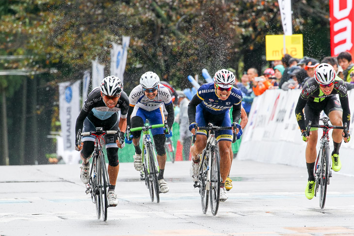 チャレンジ2組 石村公仁彦(BIKE TOWN CYCLING)が優勝