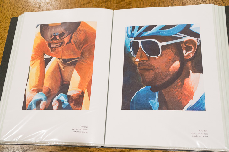 サイクルスポーツ誌の付録表紙となった『Froome』(写真左)