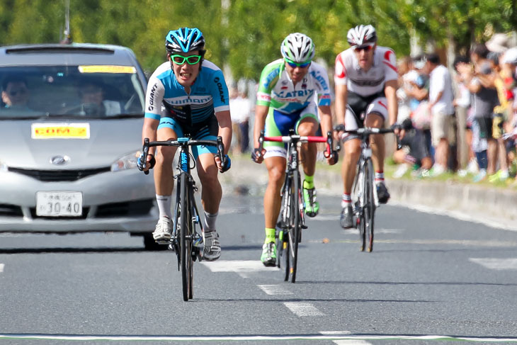チャンピオン210km 2位入部正太朗(シマノレーシング)、3位ベンジャミン・プラデス(マトリックスパワータグ)