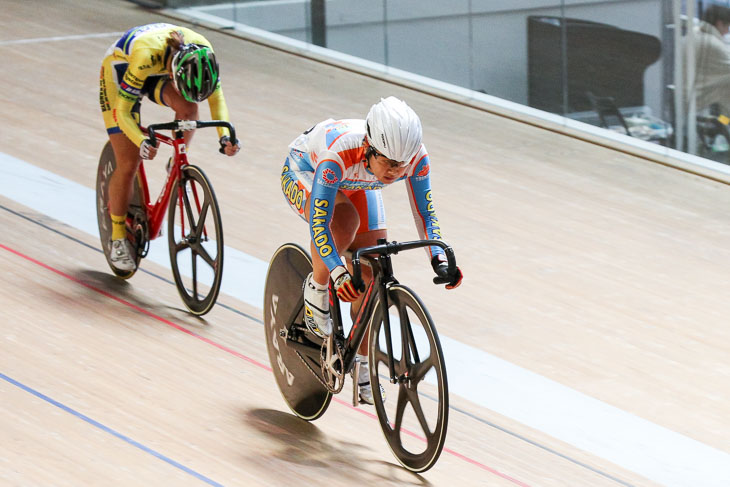 女子オムニアム スクラッチ 梶原悠未(筑波大付属坂戸高校)が1位