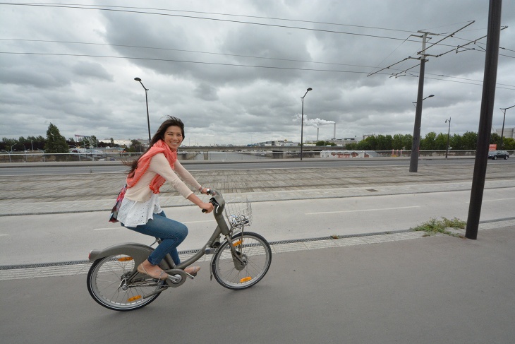 ナシオナル橋。自転車でないとなかなか通れないかも。気持ちいい~