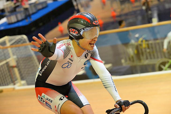 オムニアム総合優勝を決めた橋本英也(鹿屋体育大学・NIPPO)