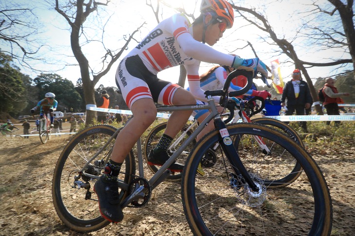世界選から帰ってきたばかりの織田聖(Above Bike Store Cycle Club)。C2で圧勝した