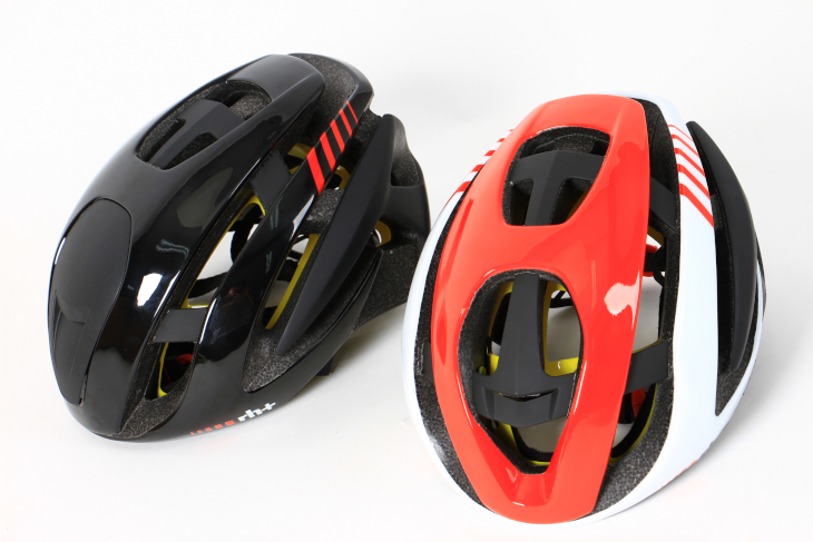 rh+ Z-Alpha MIPS(左:Shiny Black/Shiny Black/Matt Black、右:Shiny Red/Shiny White/Matt Black)