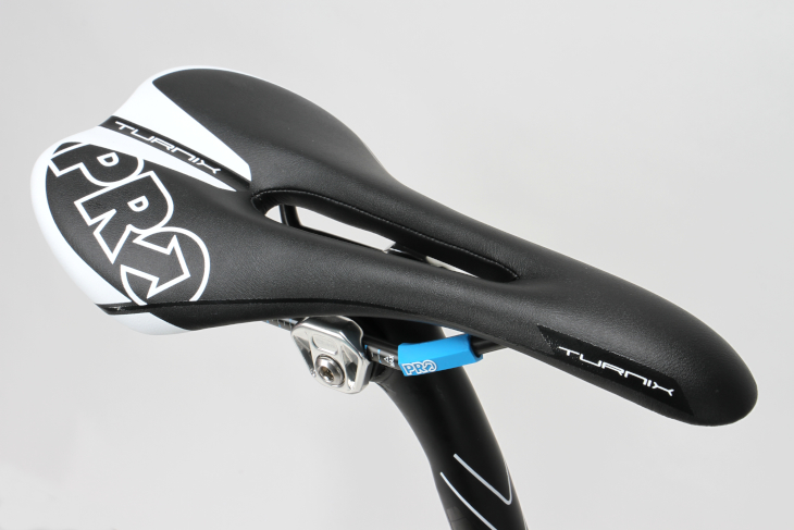 PRO TURNIX CARBON AF(ジャイアント・アルペシン)