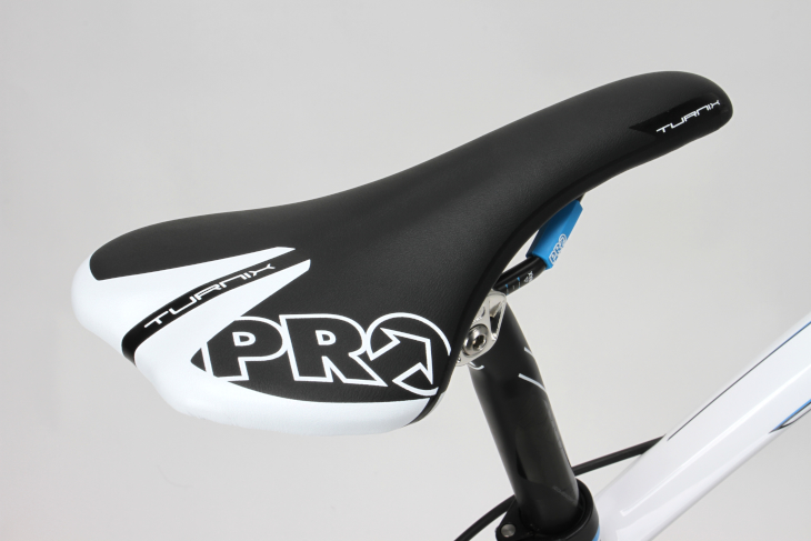 PRO TURNIX CARBON(ジャイアント・アルペシン)
