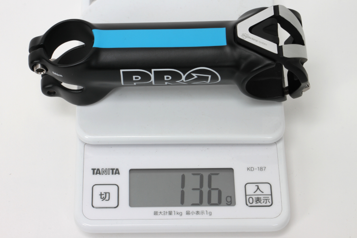 VIBE CARBONステムの実測重量は136g(110mm)