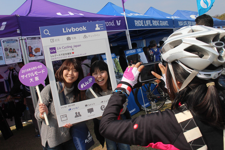 Livのブースで写真を撮ってSNSに投稿!