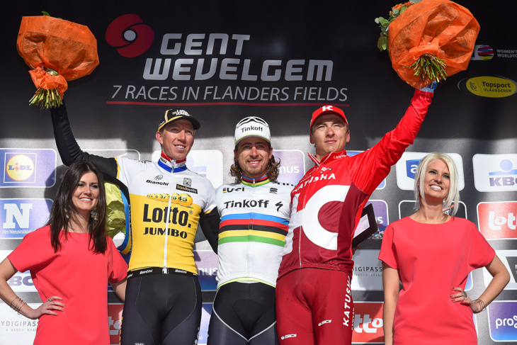 ヘント〜ウェヴェルヘム2016表彰台 2位ファンマルク、1位サガン、3位クズネツォフ