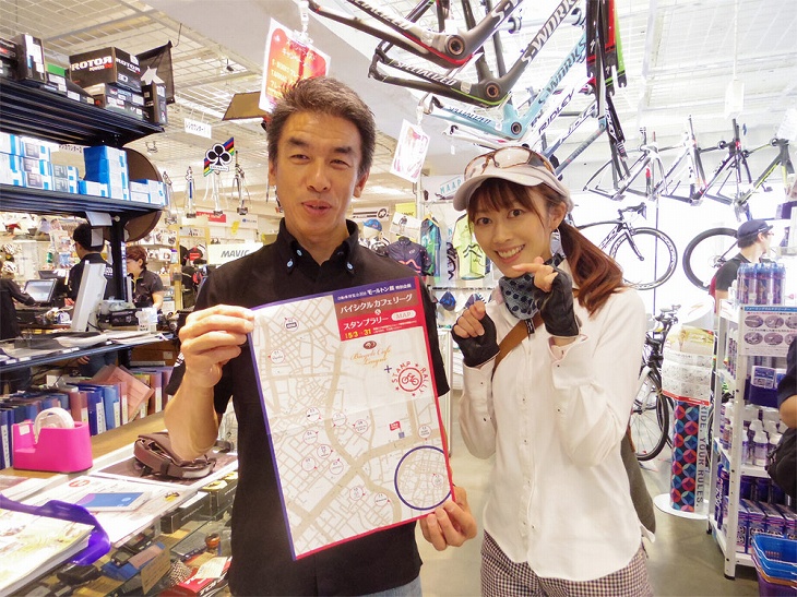 藤野店長と。名選手、名監督、いまは名店長!