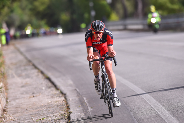 残り35kmで独走に持ち込んだステファン・キュング(スイス、BMCレーシング)