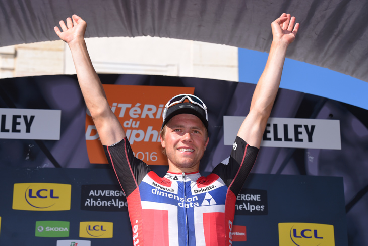 ステージ優勝を飾ったエドヴァルド・ボアッソンハーゲン(ノルウェー、ディメンションデータ)