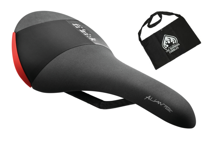 フィジーク ALIANTE R3 RACE EDITION(パリ~ルーベ)各エディションのマークがあしらわれたオリジナルサコッシュが付属する