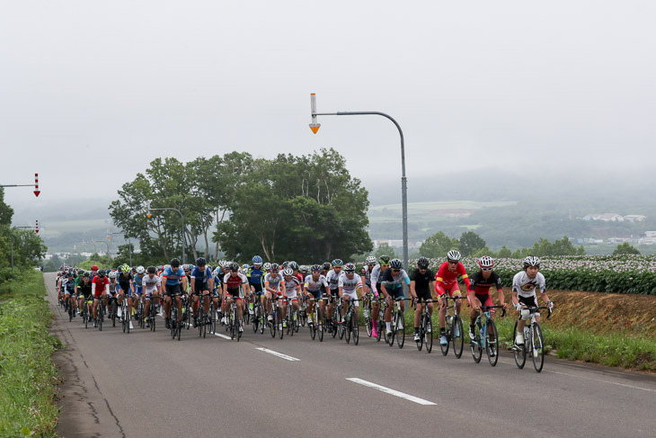 140km 7km地点 先頭は松田究(ライドファクトリー)
