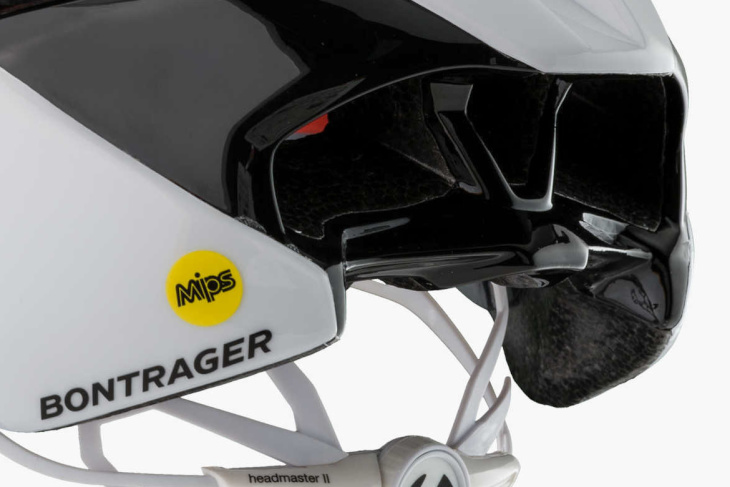 MIPS搭載モデルを表すシールが貼られている