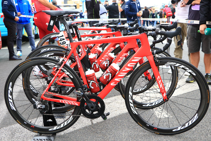 イルヌール・ザッカリン(ロシア、カチューシャ)のキャニオン ULTIMATE CF SLX
