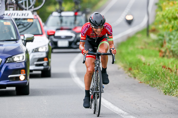 第2ステージ 86km地点、最後の上りをこなす増田成幸(宇都宮ブリッツェン)