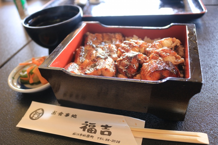 肉厚でふかふかの天然うなぎ!ビタミンA、B、D、E、DHAを補給