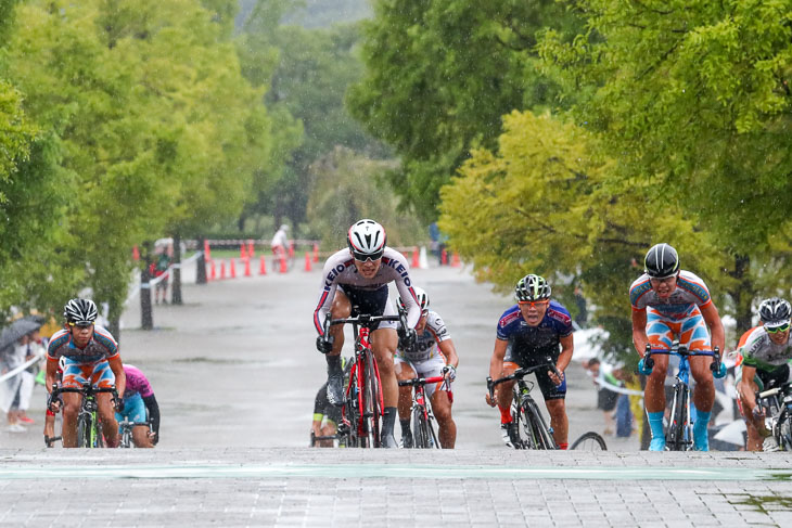 E2 大前翔(慶応義塾大学自転車競技部)が優勝
