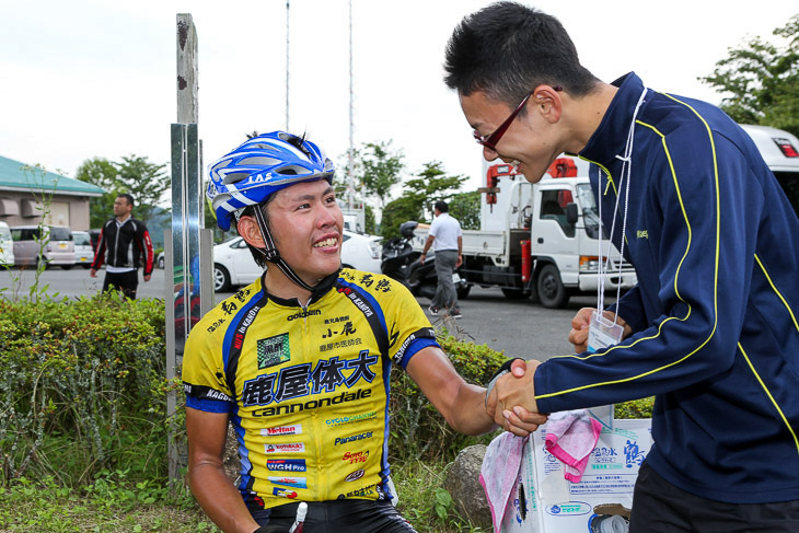 代表の岡泰誠氏と2013年全日本選手権U23優勝の徳田鍛造(C.C.ノジョンスールオワーズ)は高校時代の同期。寮の同室でもあった