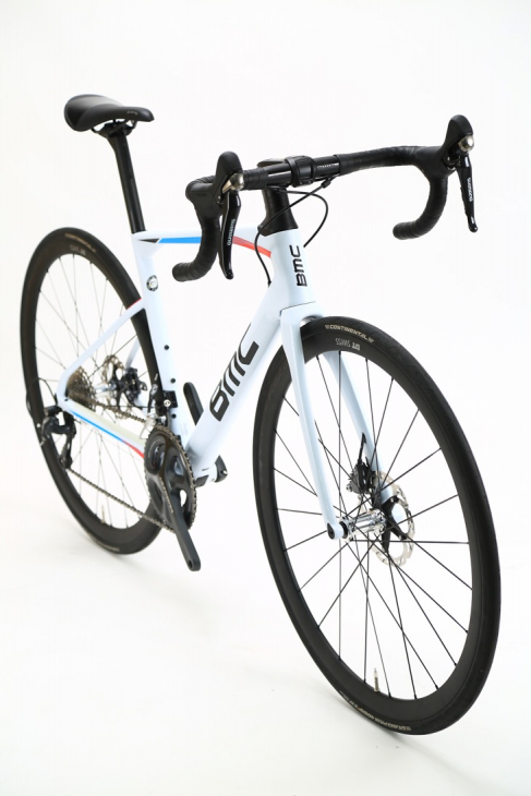 BMC Roadmachine 01(ホワイト/ ブルー)