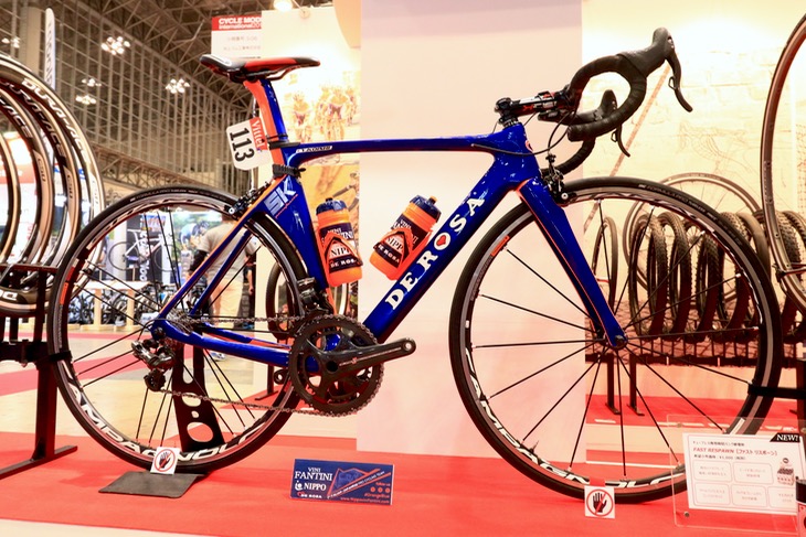 小石祐馬(NIPPOヴィーニファンティーニ)の実車を展示