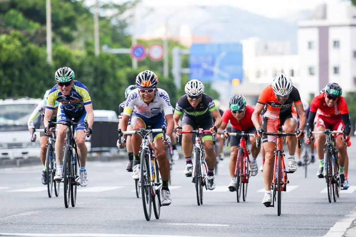 市民レース210km 6位以下などフィニッシュ