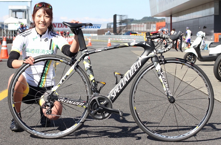 高橋瑠奈さん(高崎経済大学) スペシャライズド Venge
