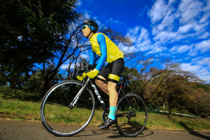 「路面追従性が高く、安定感のあるピュアレーシングバイク」佐藤淳(カミハギサイクル)