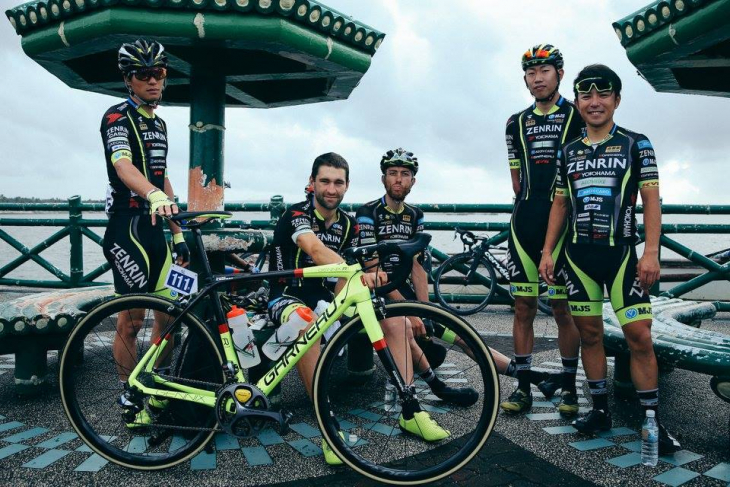 第2ステージ スタートを待つチーム右京