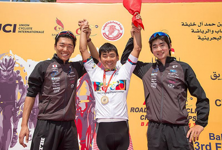 岡本隼(日本大学)がアジアチャンピオンジャージに袖を通す