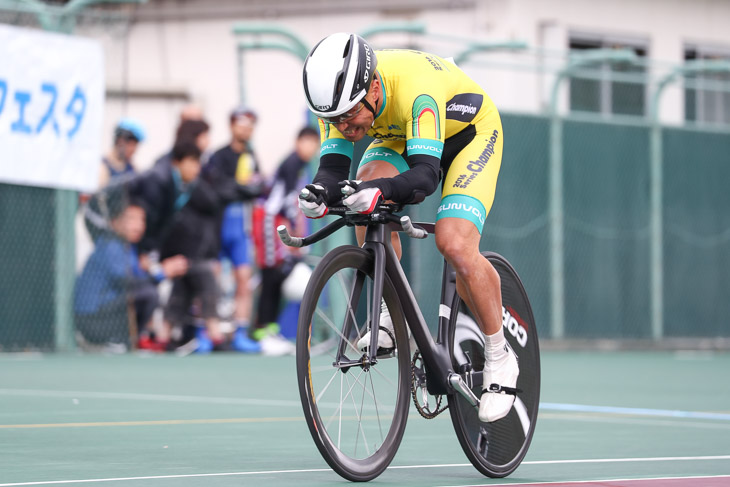 1kmTT T1クラス 優勝の小原洋未(リオンかベローチェ)1分10秒53