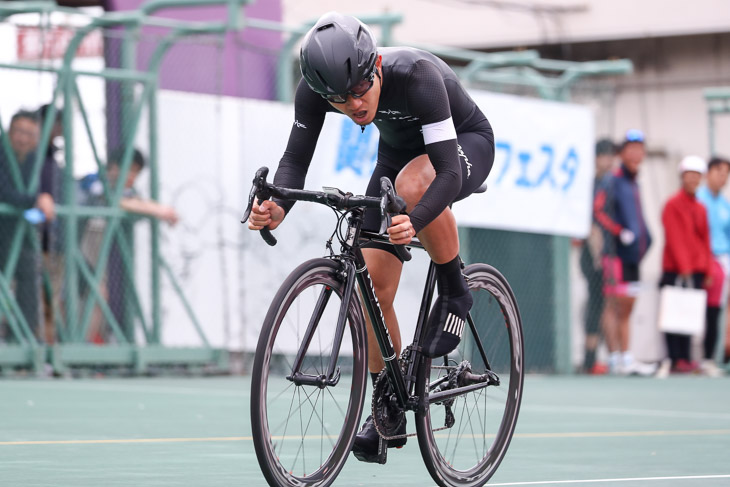 1kmTT R1クラス 辻啓(八ヶ岳CYCLING CLUB)あと200m!