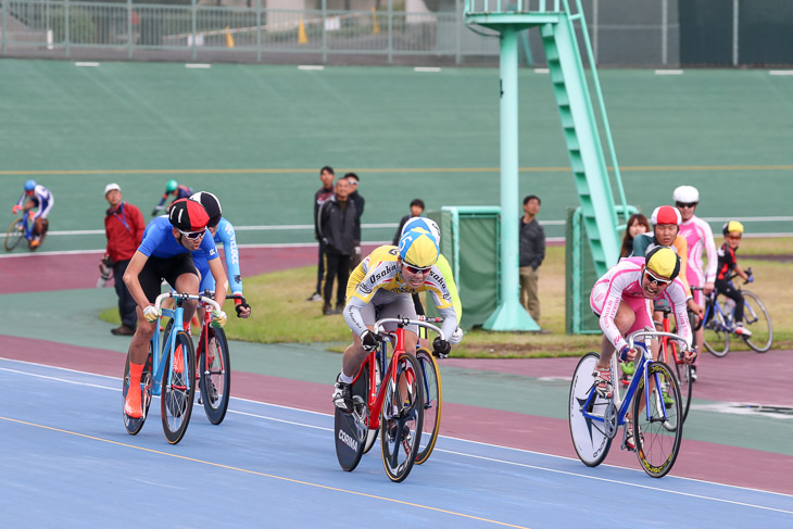 スクラッチ T1クラス 村上翔馬(大阪産業大学)が接戦を制する